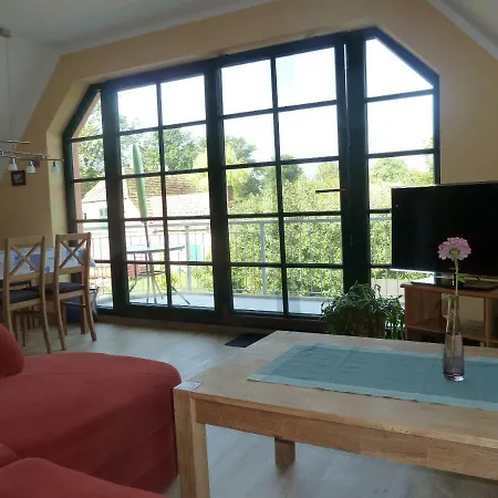 Thum Apartment *